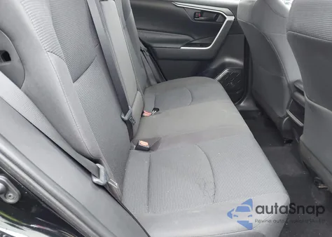 2021 Toyota Rav4 Le z USA, uszkodzony, nr VIN 2T3F1RFV4MC239178